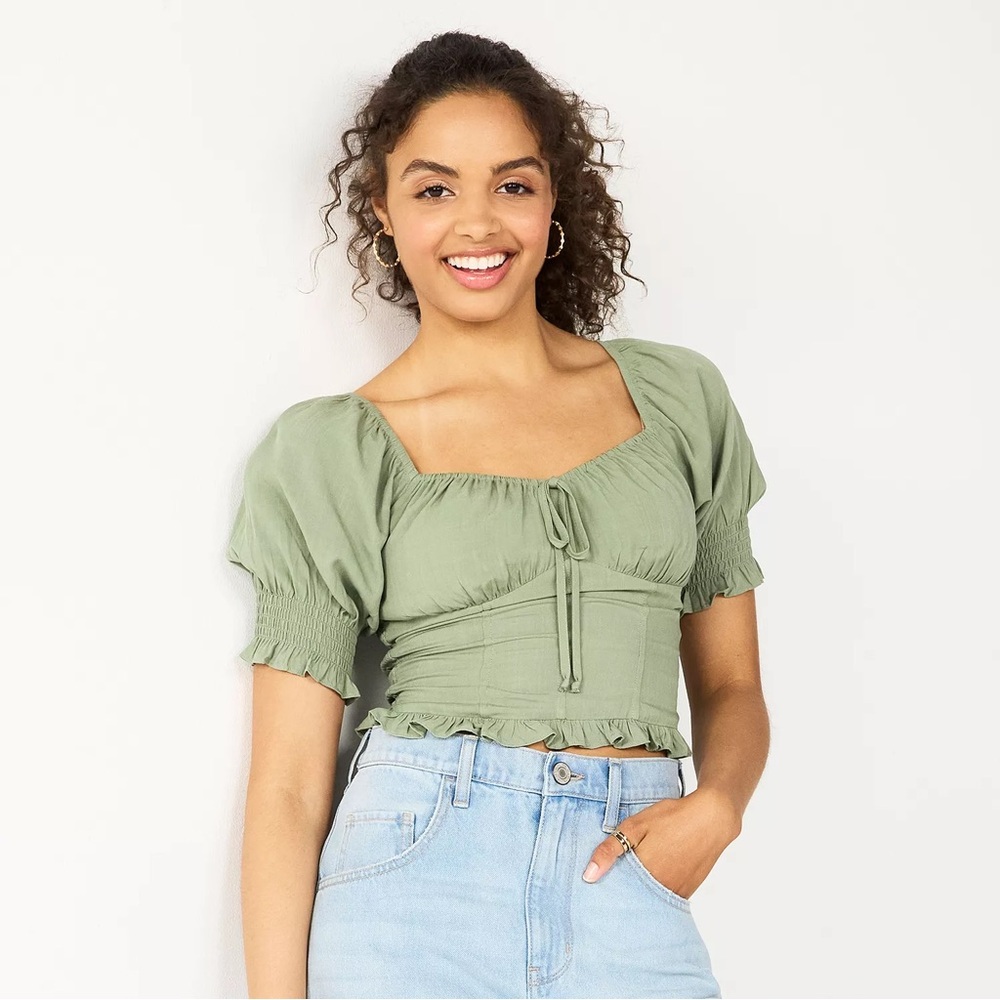 NWT Sage Puff Sleeve Crop